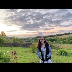 Meet your Posher, Justine